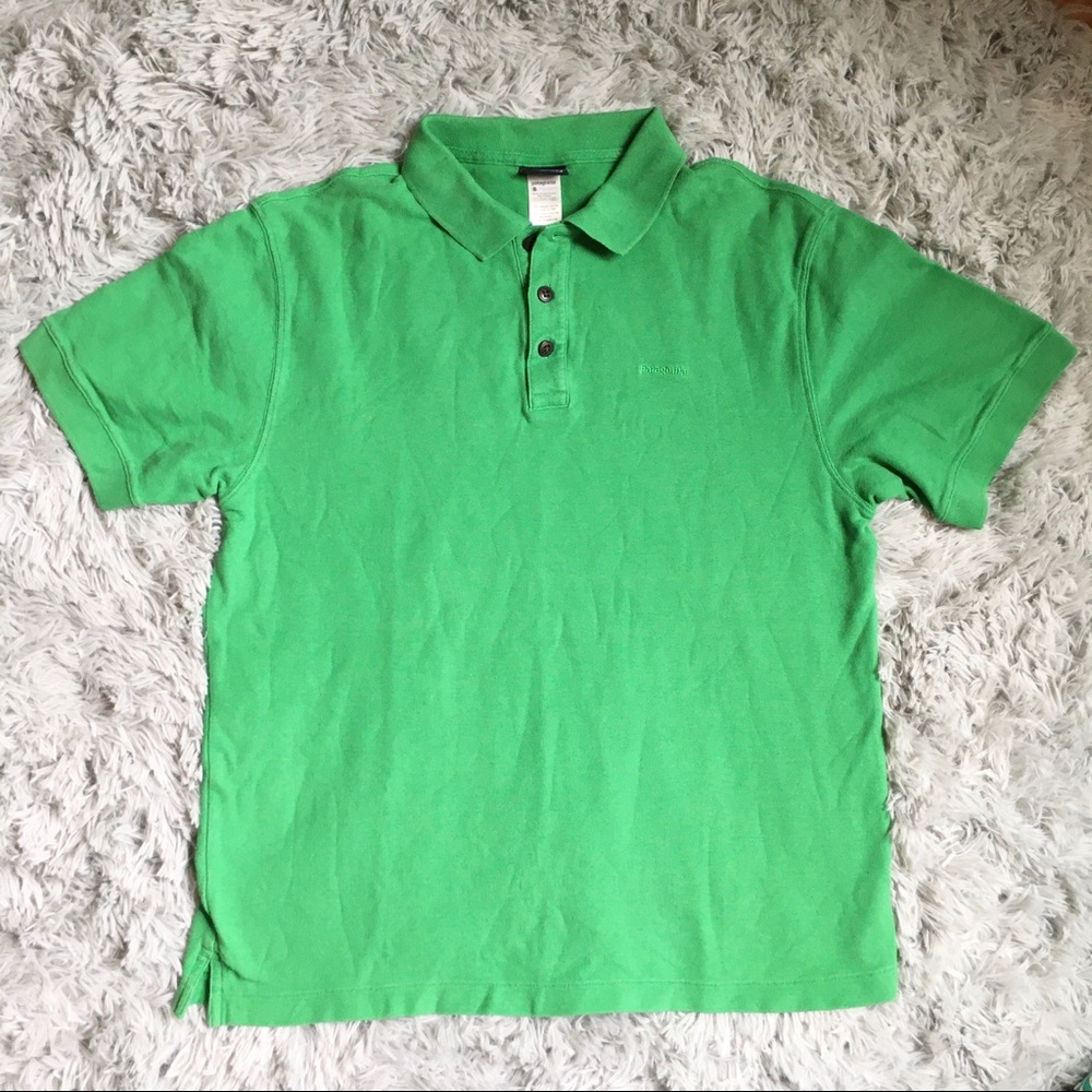 Patagonia organic cotton green polo shirt- Size S
